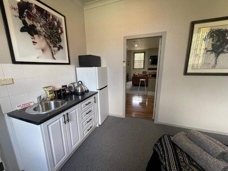 האט הד Post Office Boutique Accommodation מראה חיצוני תמונה