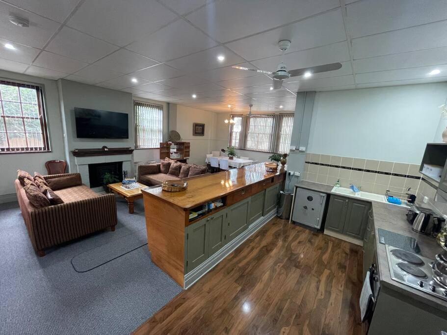 האט הד Post Office Boutique Accommodation מראה חיצוני תמונה