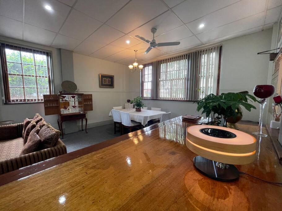 האט הד Post Office Boutique Accommodation מראה חיצוני תמונה