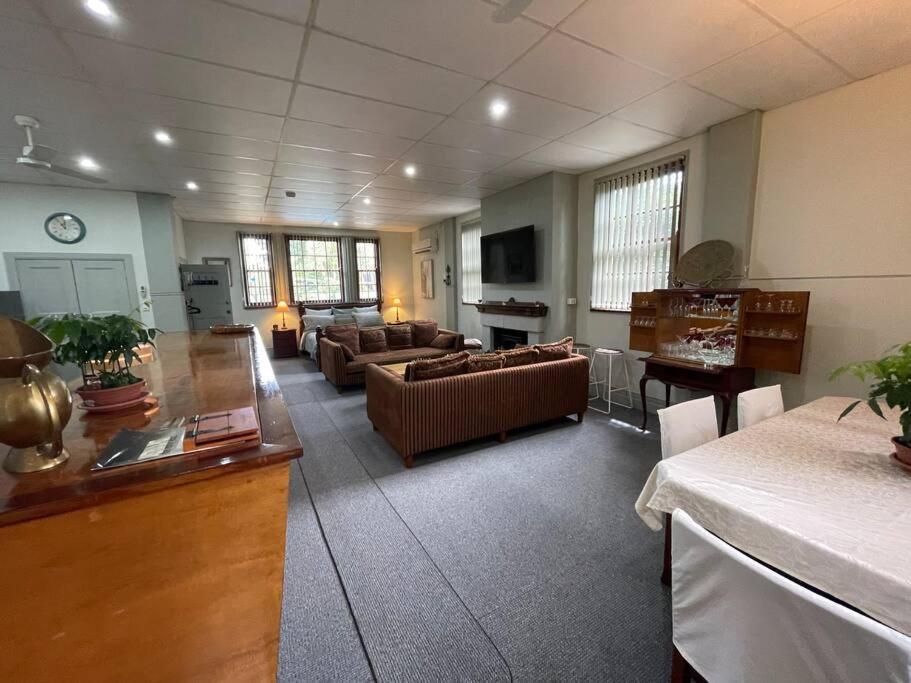 האט הד Post Office Boutique Accommodation מראה חיצוני תמונה